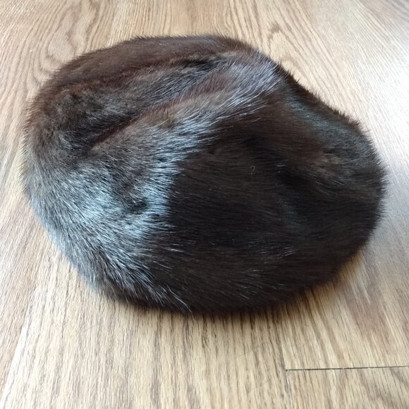 Vintage Fur Hat Mr. Flemming Boutique Simpson's - Picture 2 of 15